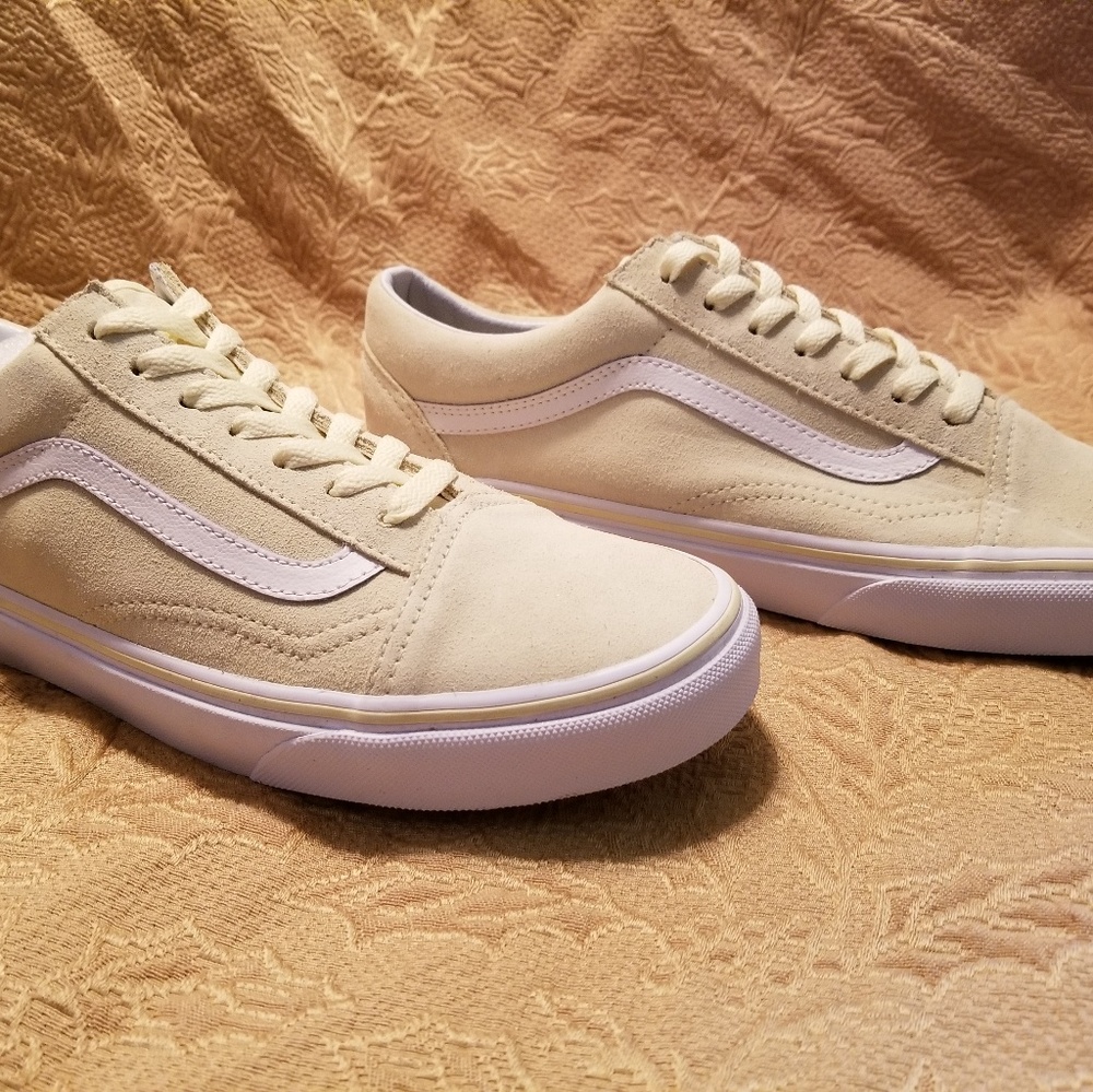 VANS New Authentic Sneakers Sand/Yellow Men/Women